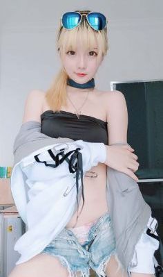 韩国电影 肚脐_4K在线观看视频