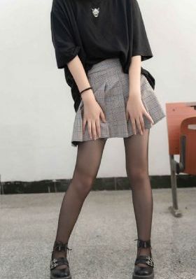 年轻的嫂子韩国伦理电影_BD国语高清免费观看