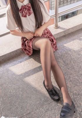 《年轻漂亮的继1》中字_720高清电影在线