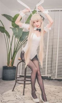 花季美好的一天从夜晚开始_4K高清视频播放
